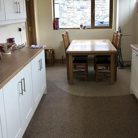Dom wakacyjny 4 Bed House Beside Golf Course And On Grounds Enniscrone