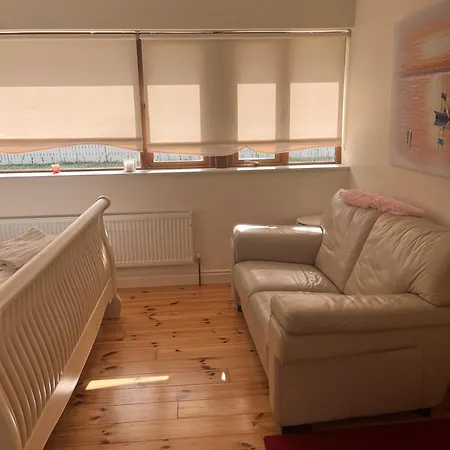 4 Bed House Beside Golf Course And On Grounds * Enniscrone