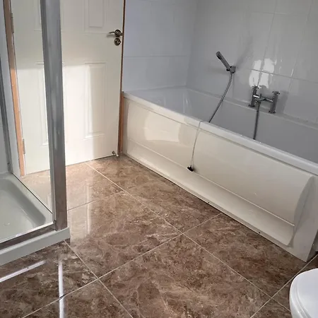 Dom wakacyjny 4 Bed House Beside Golf Course And On Grounds Enniscrone