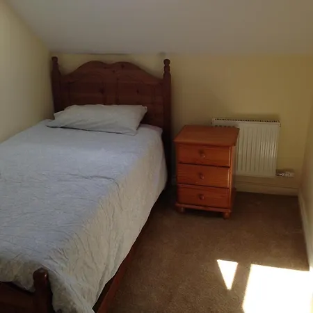 4 Bed House Beside Golf Course And On Grounds * Enniscrone